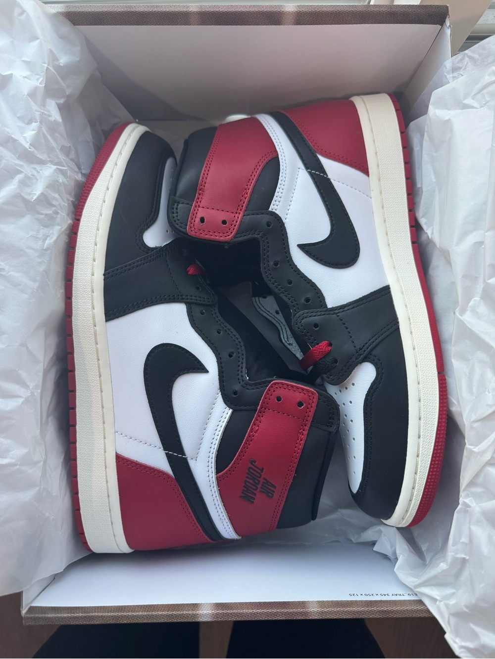 Nike Men's Red Black White High-Top Sneakers